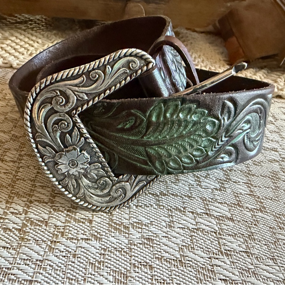 Ariat women’s western belt Sz L